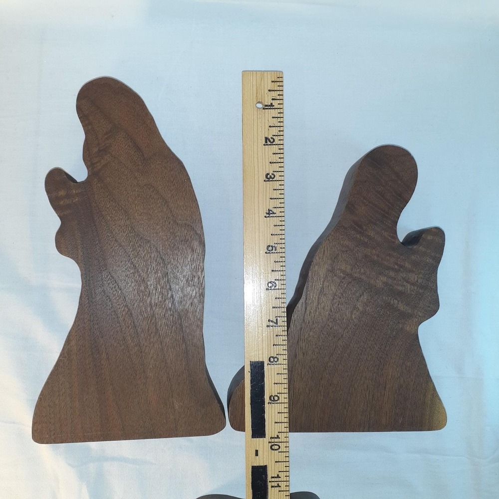 Wooden Nativity Scene Set - Picture 8 of 12